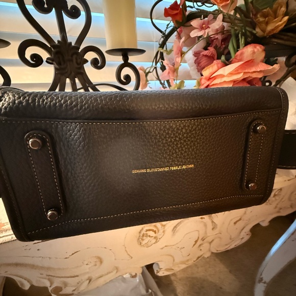 Coach 1941 Pebble
Leather Rogue Bag 25. Never used - Picture 14 of 14